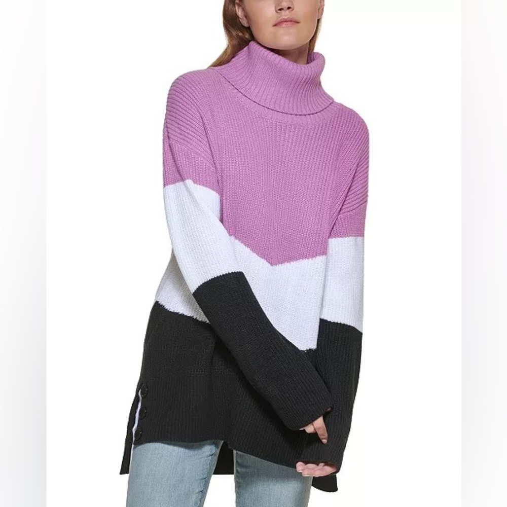 Colorblocked Cowlneck
Sweater